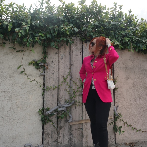 Luis Vuitton multi color pochette - Picture 7 of 16